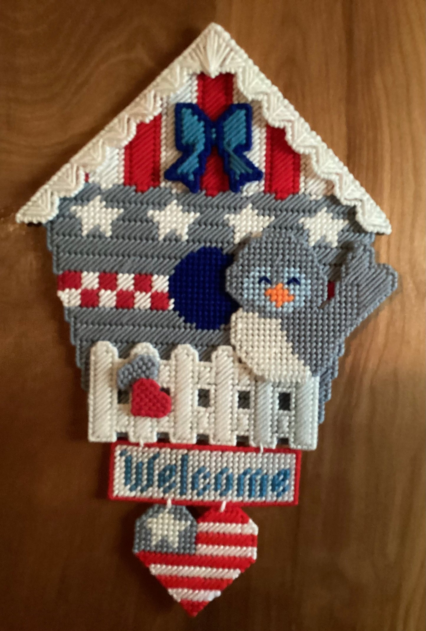 Patriotic Birdhouse plastic canvas
