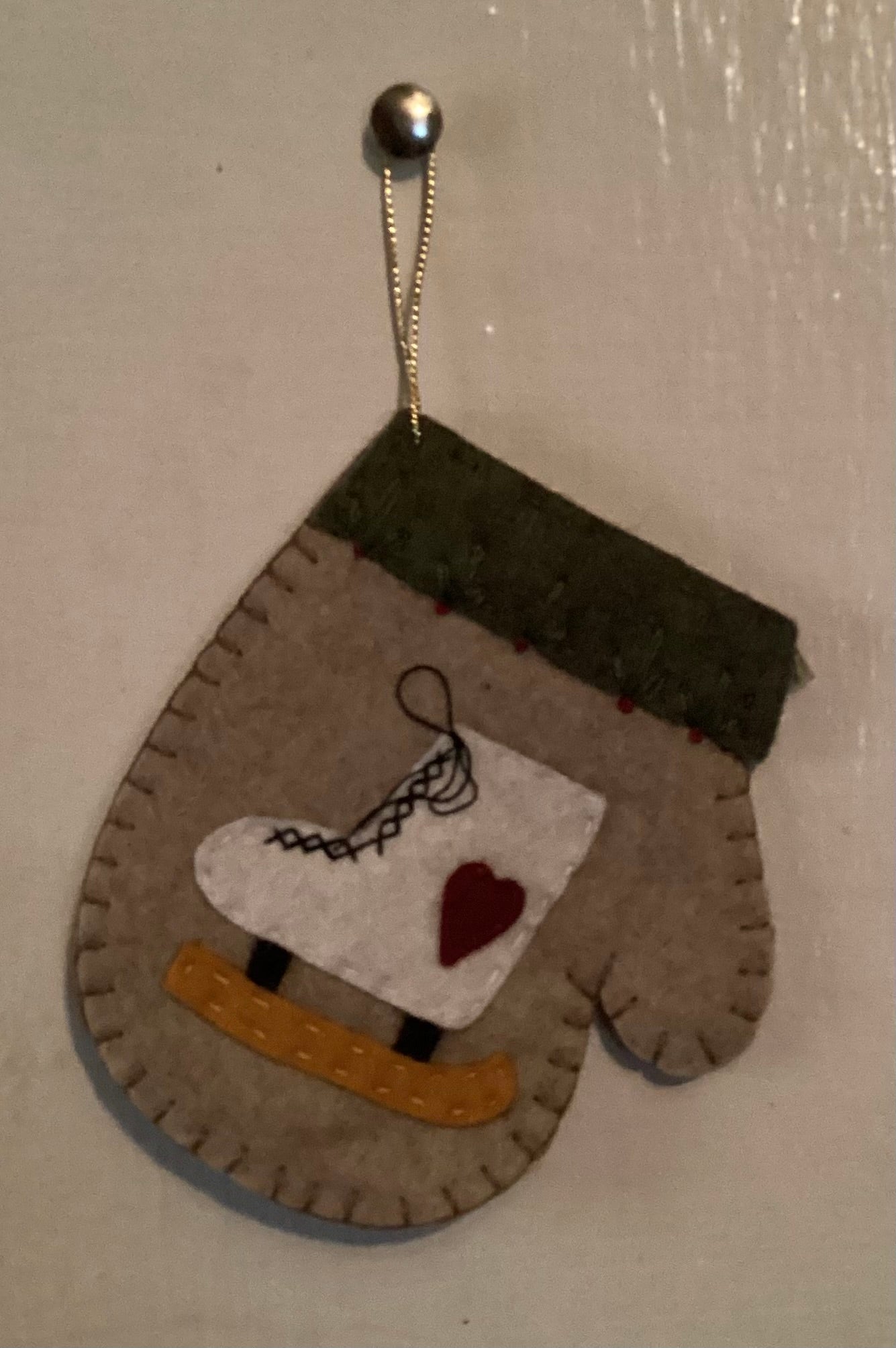 Felt Mitten Ornaments